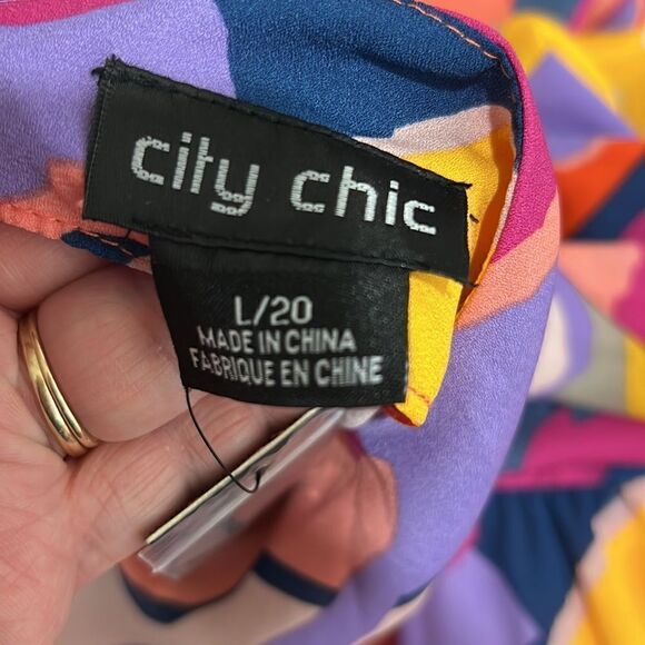 City Chic Gianna Bold long abstract wrap top NWT size Large - Picture 12 of 13